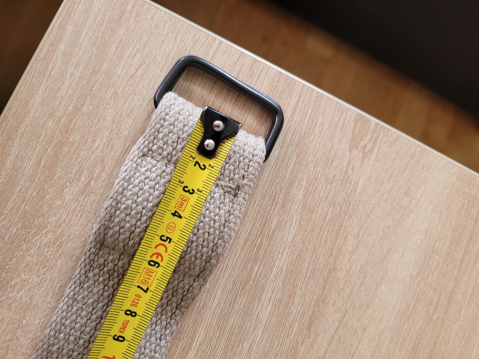 Męski regulowany parciany pasek w kolorze beżowym