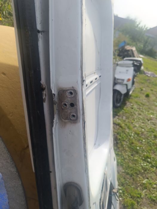 Задні двері спрінтер 519 CDI