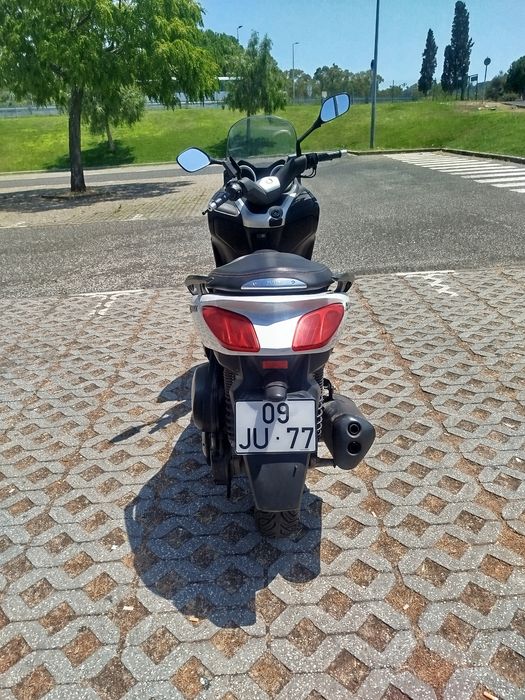 Yamaha XMAX  250