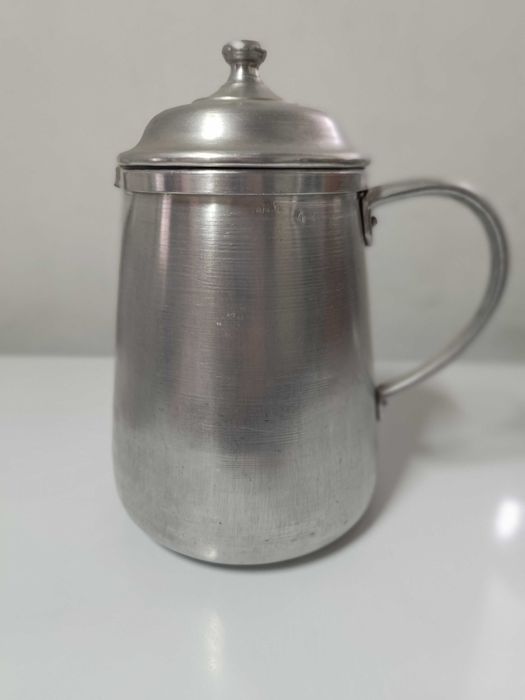 3 Cafeteiras alumínio antigo 1,5 LT, 3 LT e 4 LT