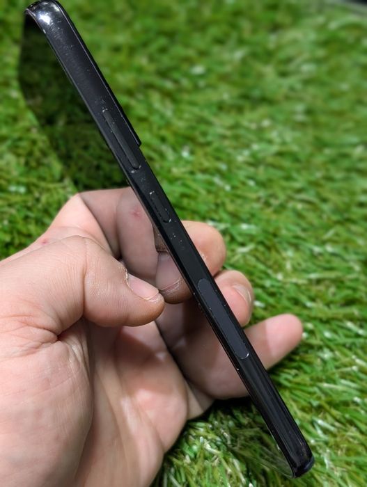 Дефект Samsung s22 plus (20810) 8/128Gb Neverloc k