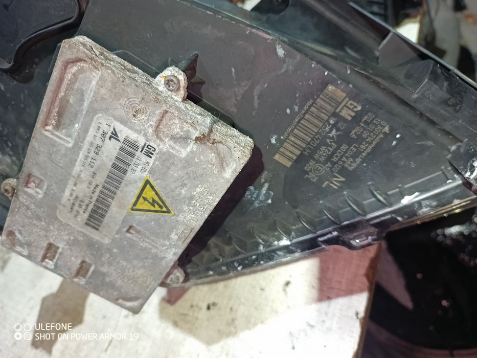 Фари фара біксенон Опель Зафіра б 93190407 фари Zafira B фара.