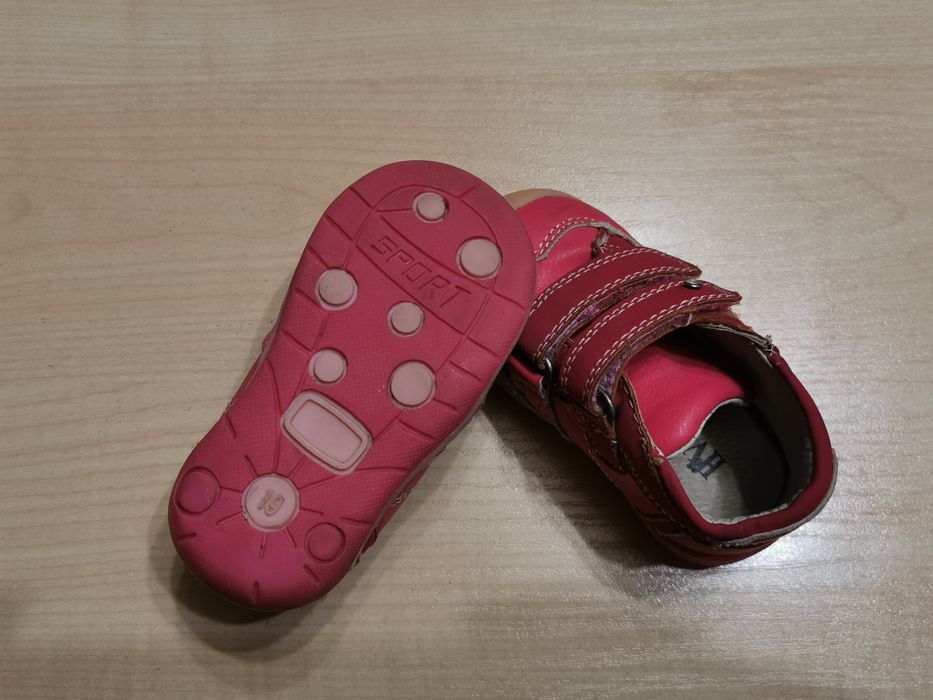 Sandałki, trampki i adidaski - rozm. 19