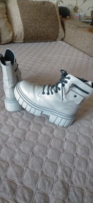 Продам ботинки женские,кожа, размер 40