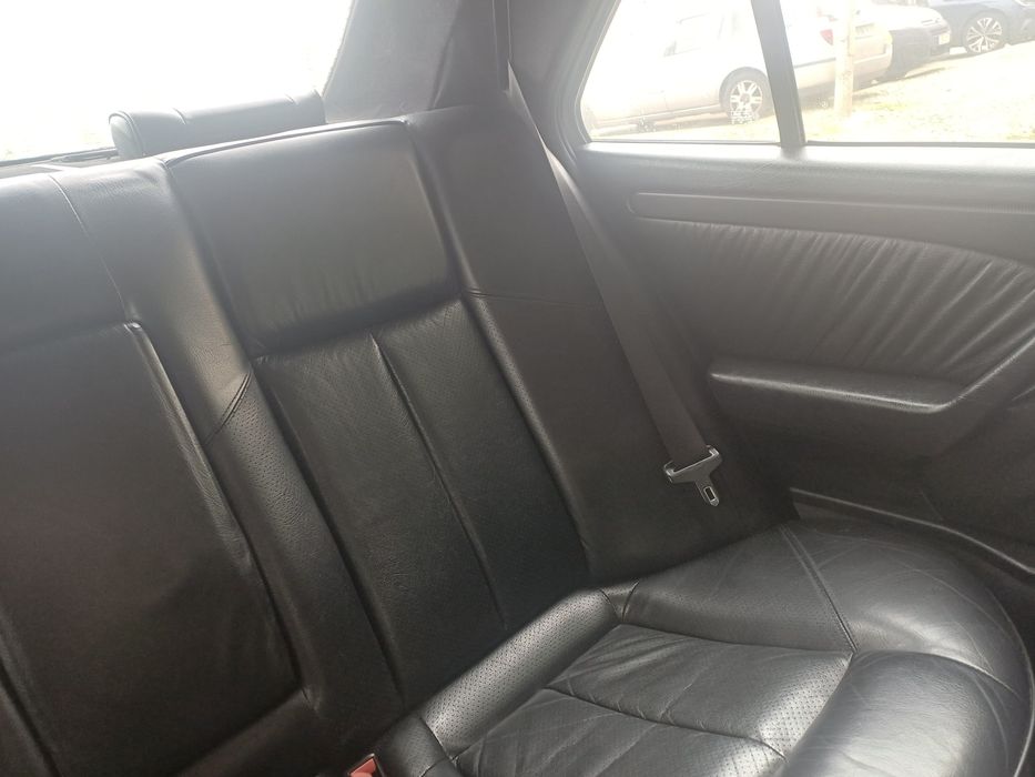 Vendo Mercedes C 180 SPORT