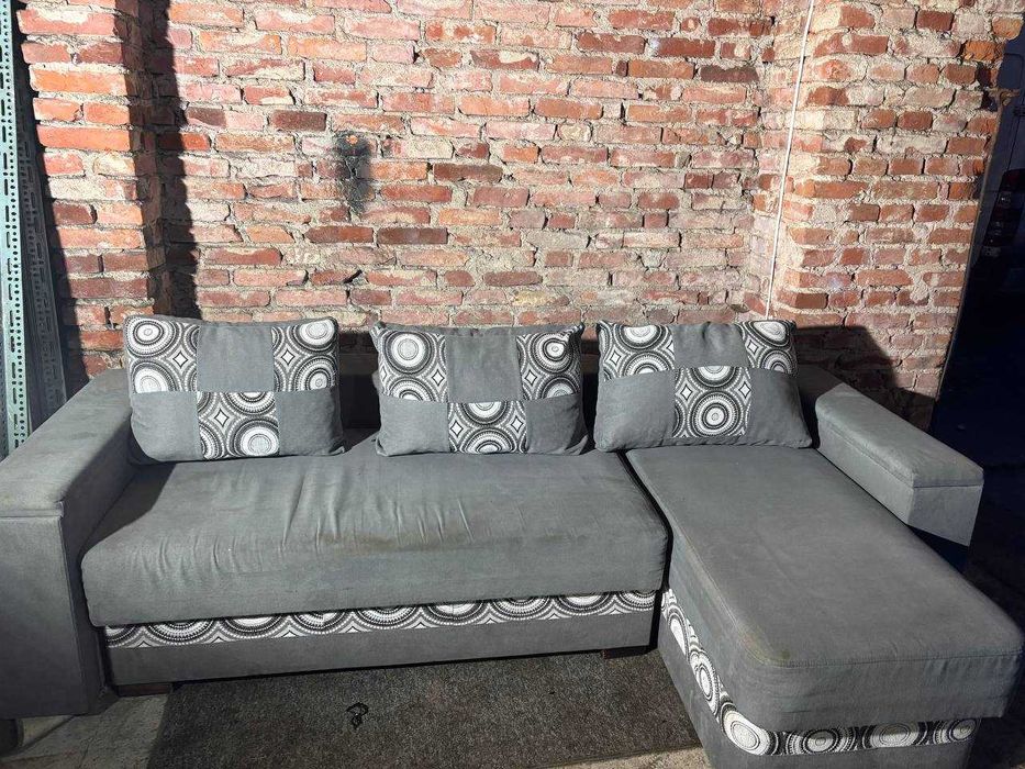 Narożnik rozkładany z funkcją spania i pojemnikiem – TRANSPORT