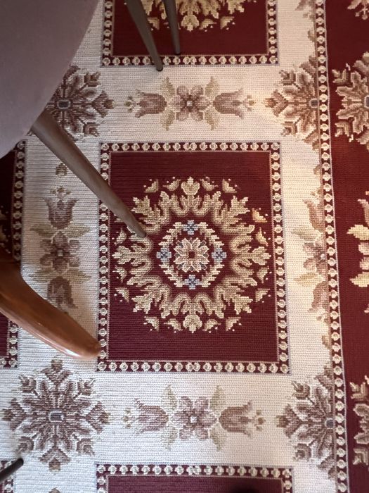 Autêntica Carpete de Arraiolos 3,00m x 2,00m – Peça Única