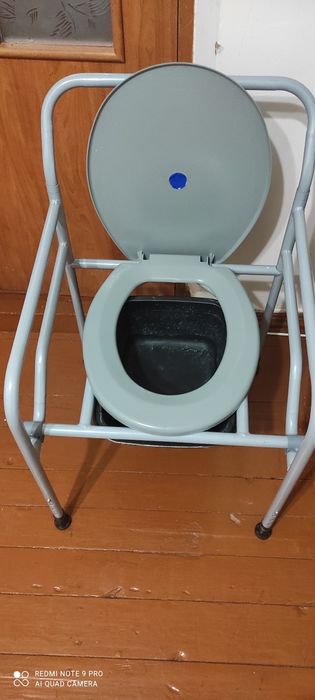 Крісло туалет для хворих