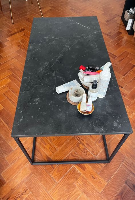 Mesa de centro preta