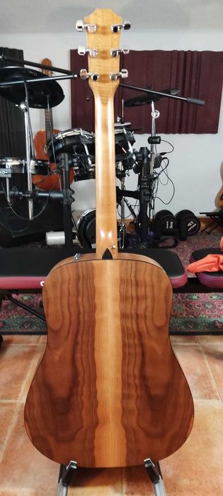 Guitarra Taylor 110e CANHOTO/ESQUERDINO - Como nova!