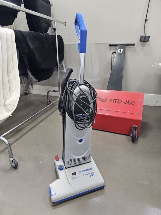 Odkurzacz kolumnowy Lindhaus Dynamic 380