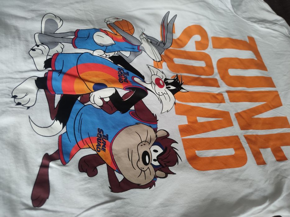 Футболка, куртка підліткова з вишивкою, шорти,