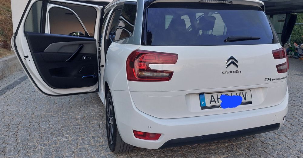 Citroen C4 Series 7 lugares