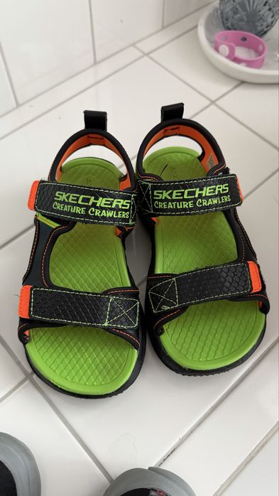 Босоніжки skechers creature crawles 27