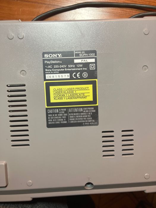 Playstation  SCPH-1002 + 16 Jogos