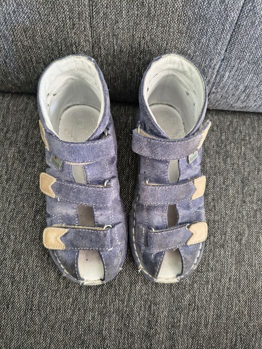 Kapcie profilaktyczne skórzane danielki 27