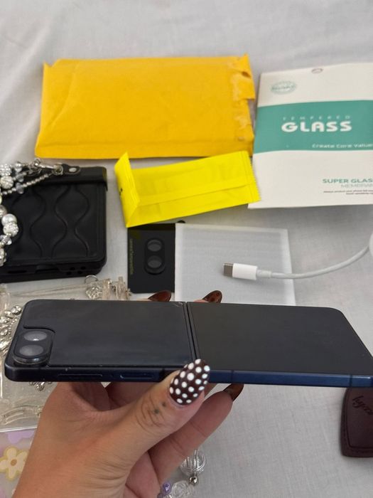 Samsung Z Flip 7 256gb preto