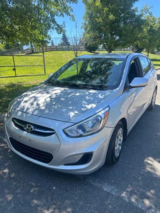 Hyundai Accent Sport      2015