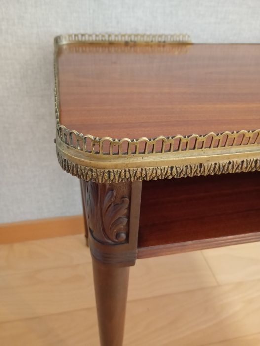 Mesa apoio vintage, baixa preço