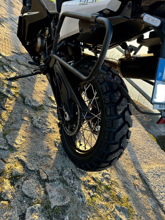 Husqvarna Norden 901 (2025) – Full Extras – Como Nova (Garantia até 2029)
