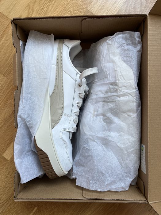Жіночі кеди Puma Carina street lux білі 41 розмір (26,5см)