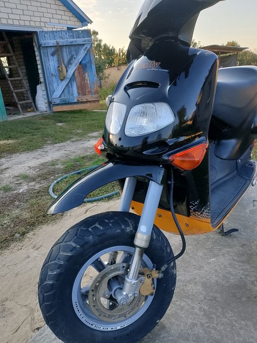 aprilia rally 50, читайте опис