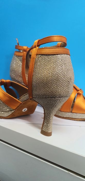 Sapatos de Dança Mulher Novo