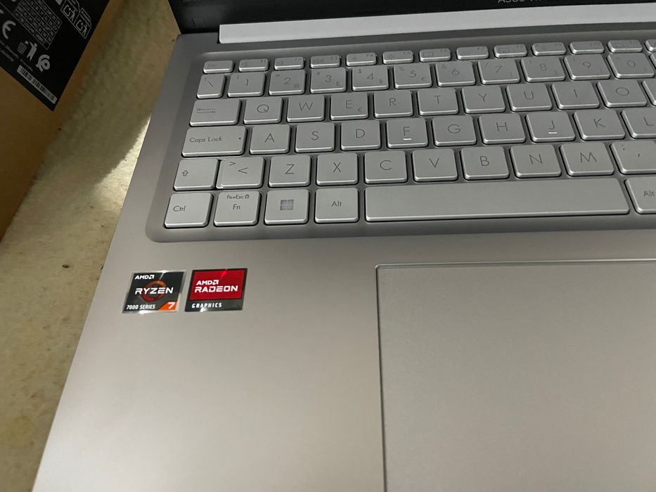 Asus vivavook portátil