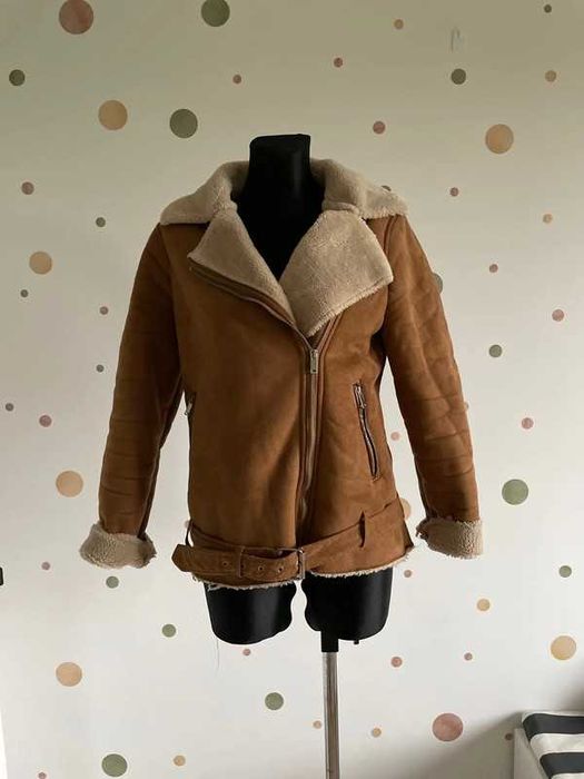 Kurtka zimowa ramoneska kożuszek stradivarius S