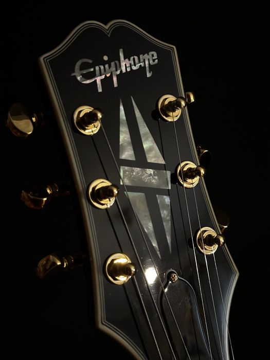 Guitarra elétrica Epiphone SG Custom Ebony