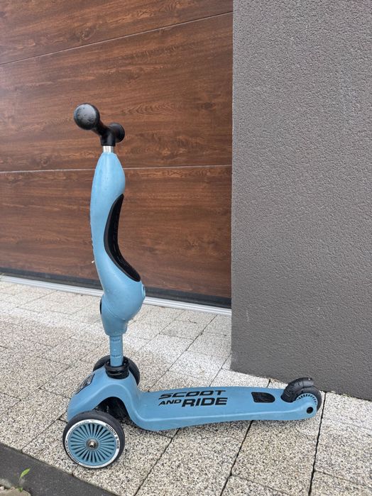 Jeździk hulajnoga scoot and ride kolor niebieski