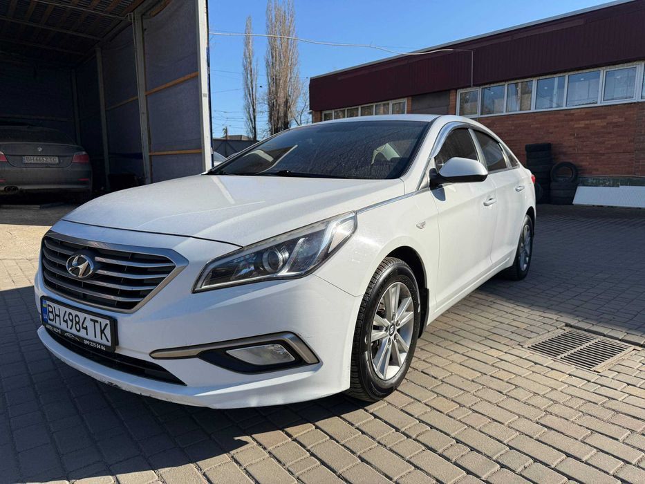 Сдам авто в аренду под такси Sonata K5 LEAF Prius 2014-2018 на газу