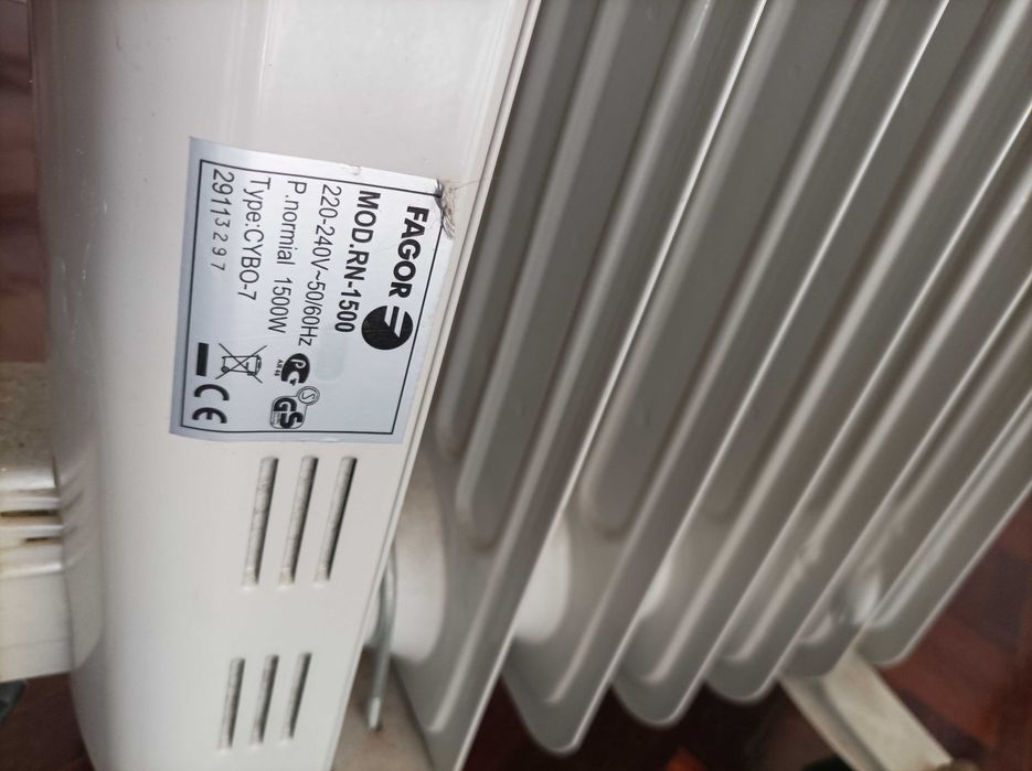 Aquecedor a óleo de 6 elementos