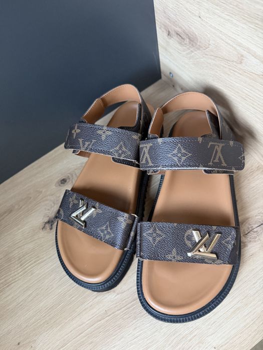 Босоніжки Louis Vuitton