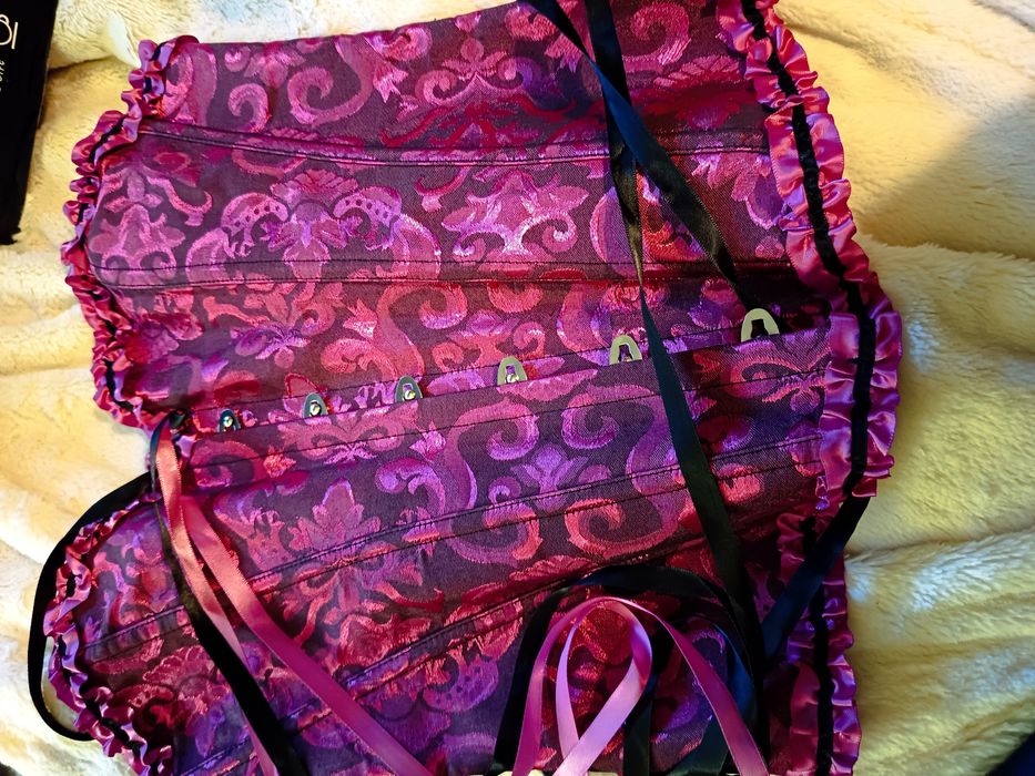 2 corpetes girissimos