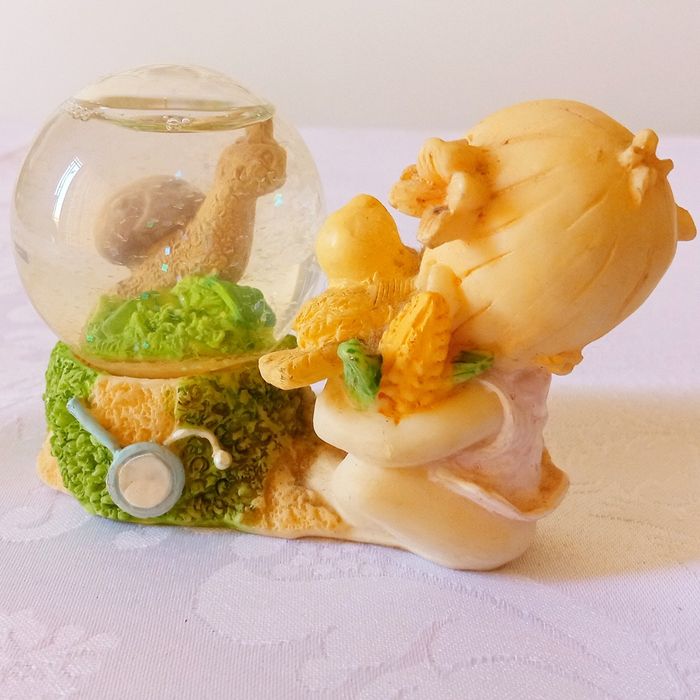 Conjunto de 3 bonecos figuras em resina
