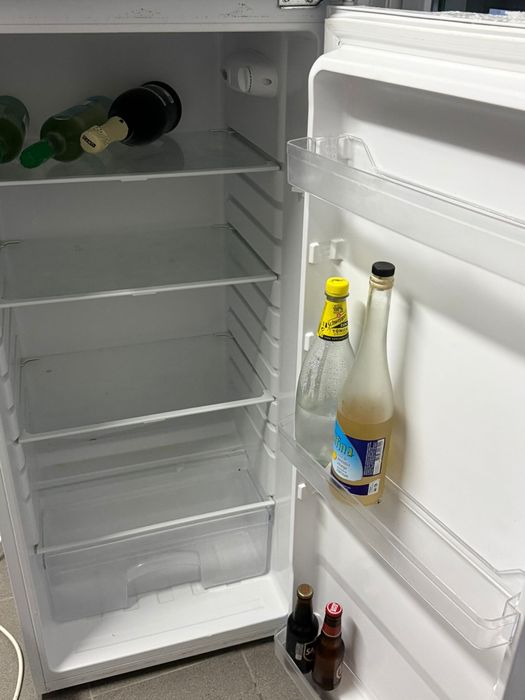 Frigorifico com pouco uso