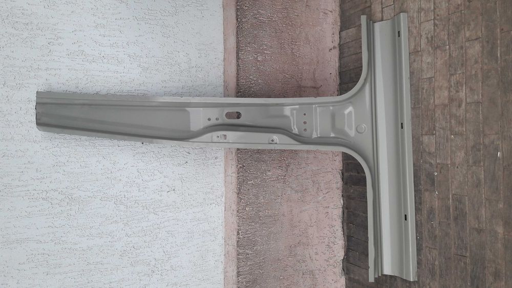 MITSUBISHI Pajero Sport 2010 центальная стойка и передний порог правая