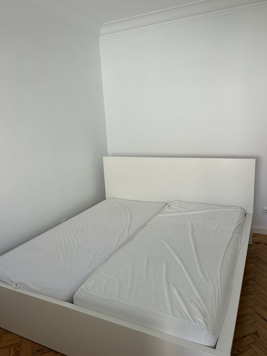 Cama casal Malm IKEA