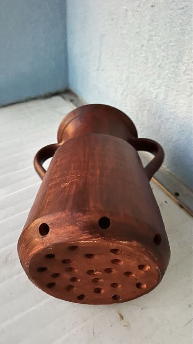 Assador de castanha artesanal  em barro cozido
