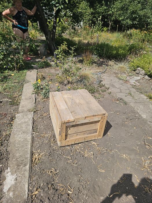 Будка.Насест.Клітка.