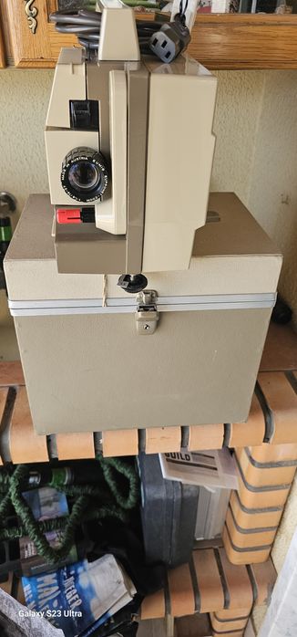 Mauina projectar Eumig