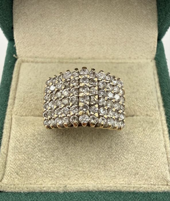 Złoty pierścionek z diamentami 2,10ct