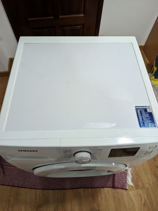 Máquina de Lavar Roupa Samsung WF80F5E0W2W – Para Peças ou Reparar