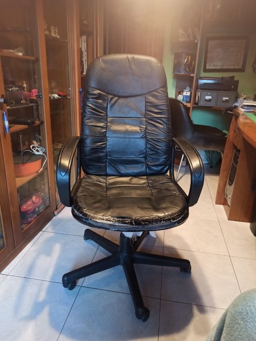 Cadeirão de escritório