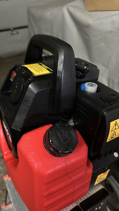 Продам генератор YATO 800Вт
