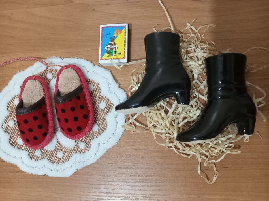 Комплект чоботи капці-підвіска сувенір