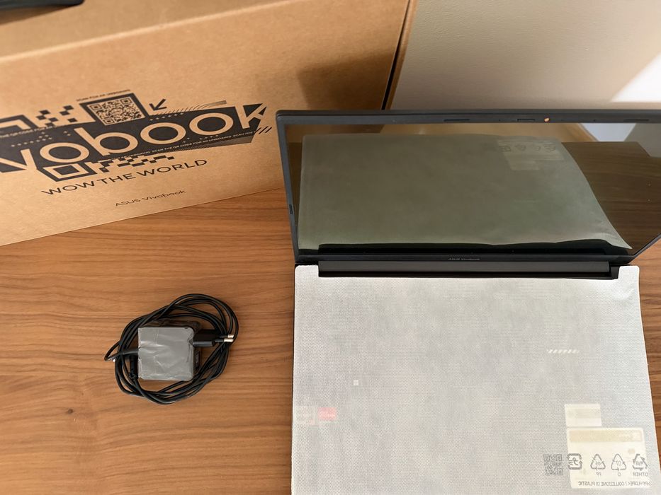 Portátil Asus Vivobook 15 Oled c/garantia | 16G DDR4 RAM | 512 GB SSD