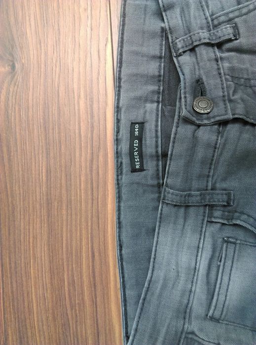 Spodnie jeansowe Reserved 164