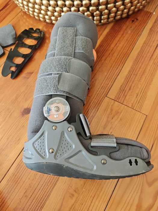 Bota ortopédica Walker articulada e ajuste insuflável ORLIMAN